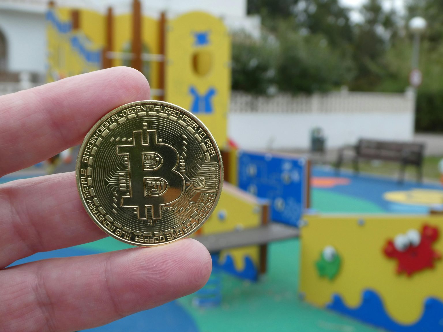 Bitcoin At Risk? Odds Tilt Toward Drop Below $66K This April